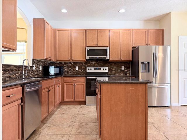 2549 DHARMA CIRCLE, Kissimmee, FL 34746