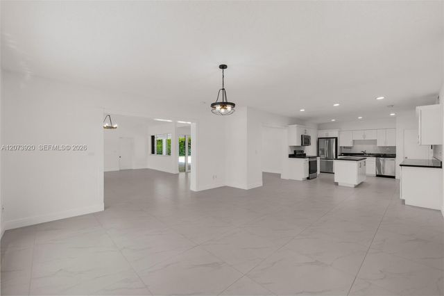 8261 SW 142nd Street, Palmetto Bay, FL 33158