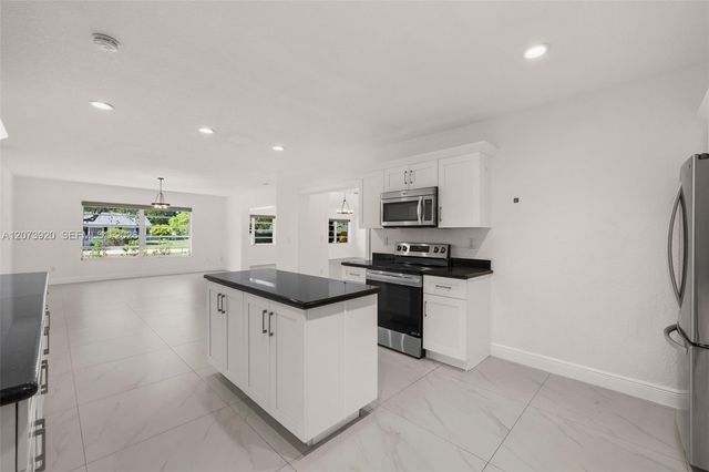 8261 SW 142nd Street, Palmetto Bay, FL 33158