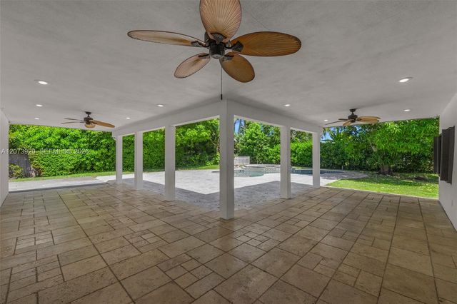 8261 SW 142nd Street, Palmetto Bay, FL 33158