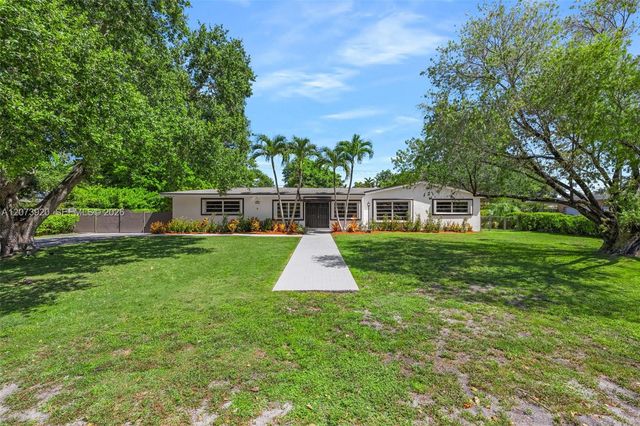 8261 SW 142nd Street, Palmetto Bay, FL 33158