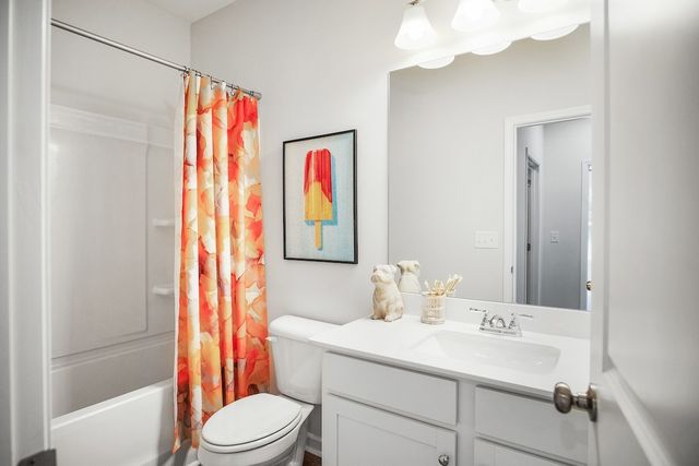 120 Ironhorse Way, Dickson, TN 37055