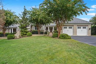 75 Grande Villa DR, Penhook, VA 24137