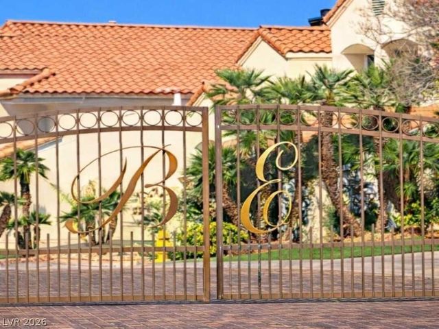 8920 Saint Pierre Drive, Las Vegas, NV 89134