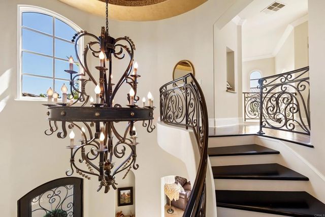 5278 Meadows Del Mar, San Diego, CA 92130