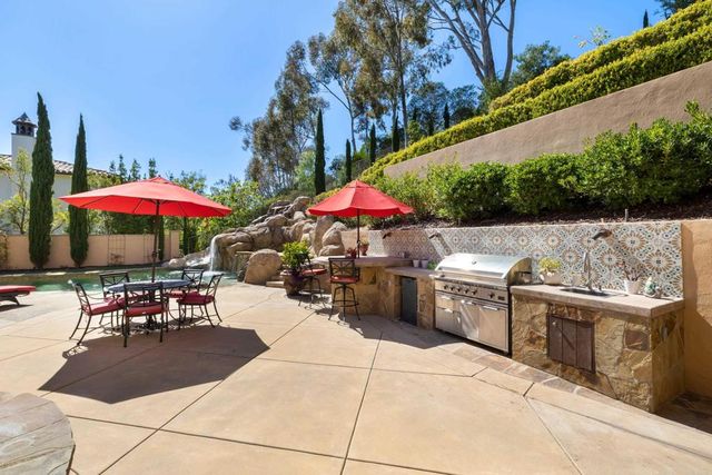 5278 Meadows Del Mar, San Diego, CA 92130