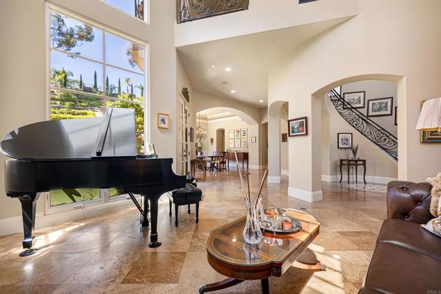 5278 Meadows Del Mar, San Diego, CA 92130