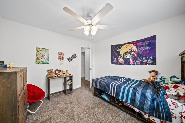 661 Battery Ct, Clarksville, TN 37042