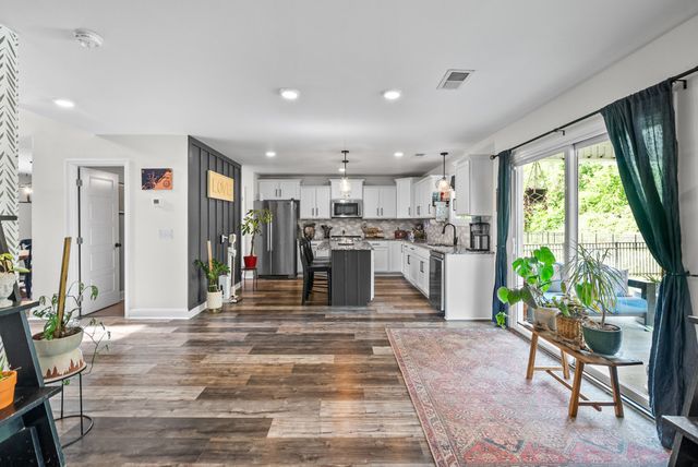 661 Battery Ct, Clarksville, TN 37042