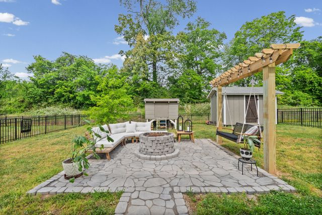 661 Battery Ct, Clarksville, TN 37042