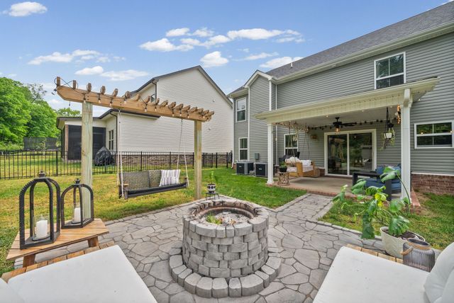 661 Battery Ct, Clarksville, TN 37042