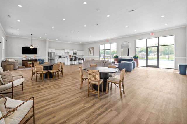 661 Battery Ct, Clarksville, TN 37042