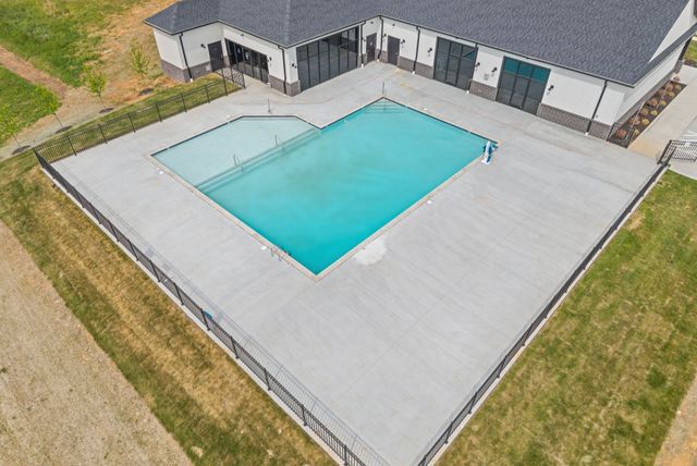 661 Battery Ct, Clarksville, TN 37042