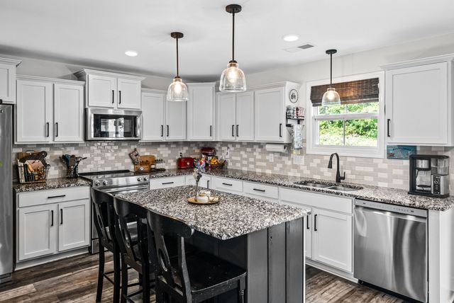 661 Battery Ct, Clarksville, TN 37042