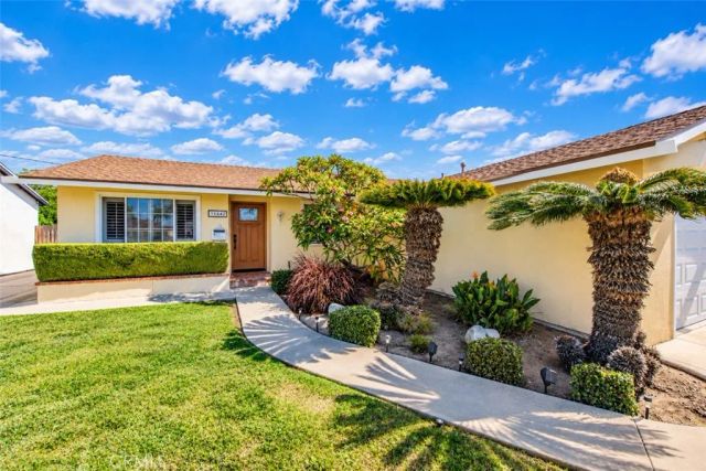 15442 Stanford, Huntington Beach, CA 92647