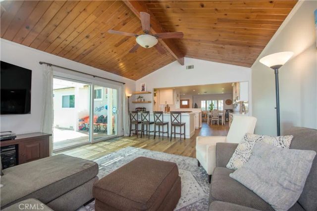 15442 Stanford, Huntington Beach, CA 92647