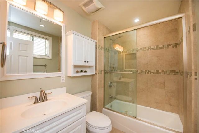 15442 Stanford, Huntington Beach, CA 92647