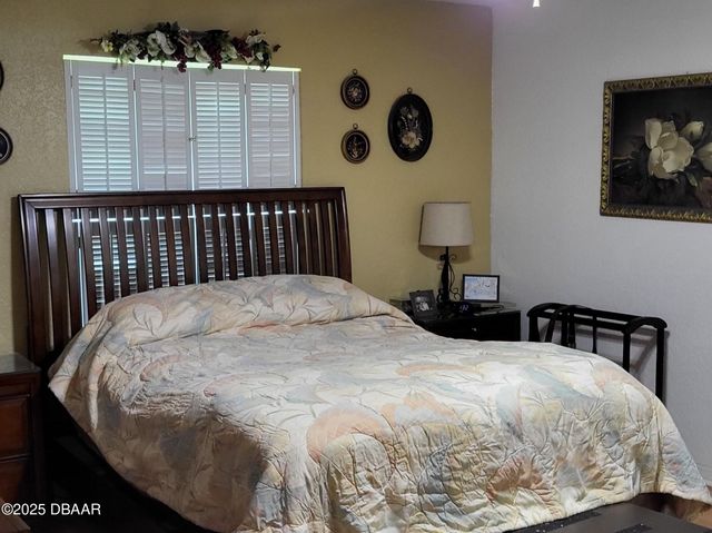 806 South Street, New Smyrna Beach, FL 32168