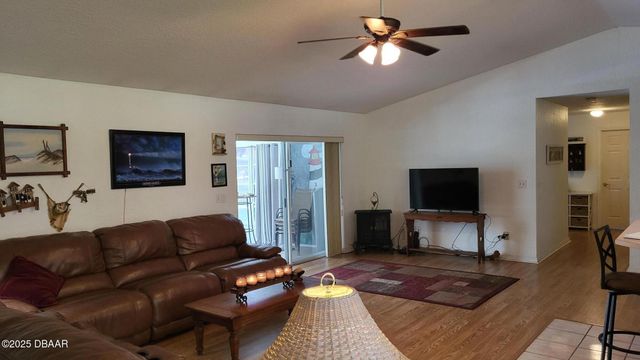 806 South Street, New Smyrna Beach, FL 32168