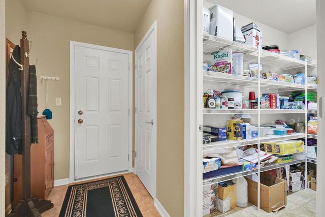 6423 Nature DRIVE, Racine, WI 53402