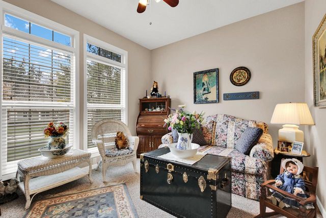 6423 Nature DRIVE, Racine, WI 53402