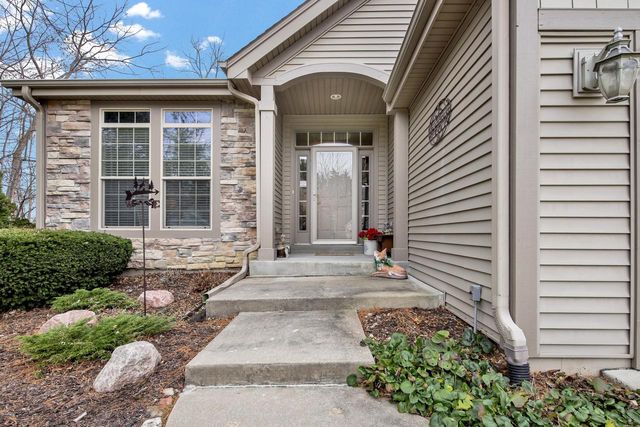 6423 Nature DRIVE, Racine, WI 53402