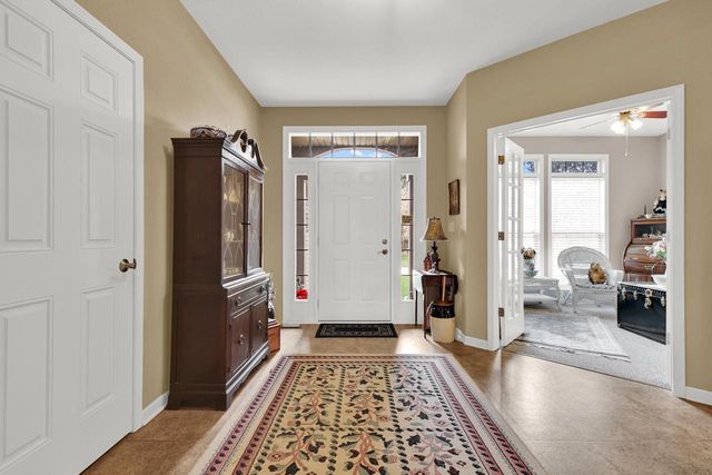 6423 Nature DRIVE, Racine, WI 53402