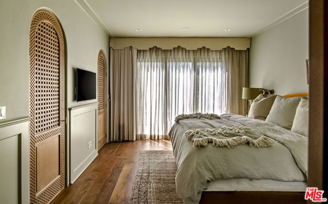 819 N La Jolla Avenue, Los Angeles, CA 90046