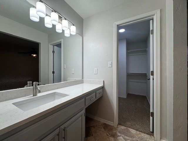 1118 Kathy Lane, Lewisville, TX 75067