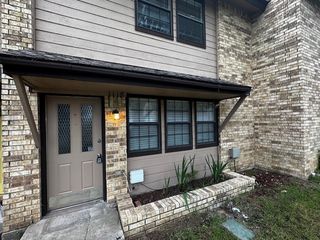 1118 Kathy Lane, Lewisville, TX 75067