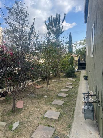 702 S Soto, Los Angeles, CA 90023