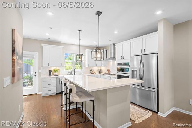 219 S Sydney Court, Plymouth, MI 48170
