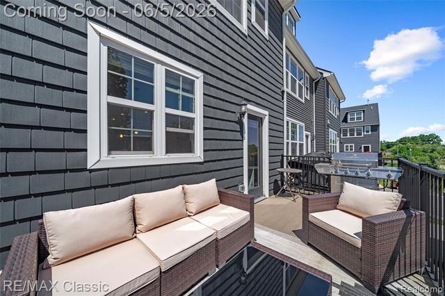 219 S Sydney Court, Plymouth, MI 48170