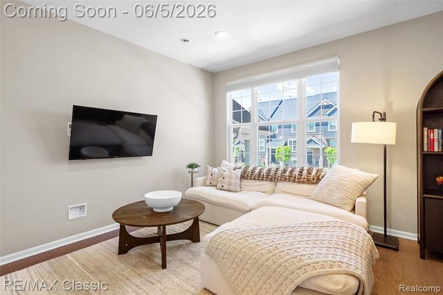 219 S Sydney Court, Plymouth, MI 48170