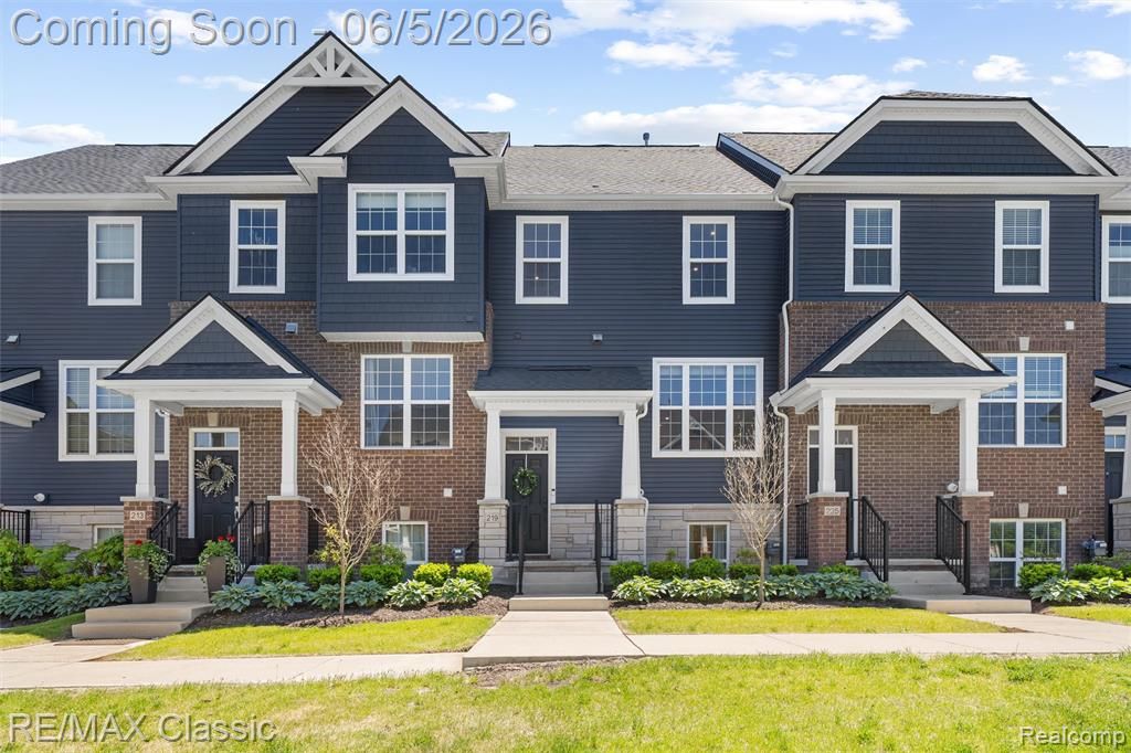 219 S Sydney Court, Plymouth, MI 48170