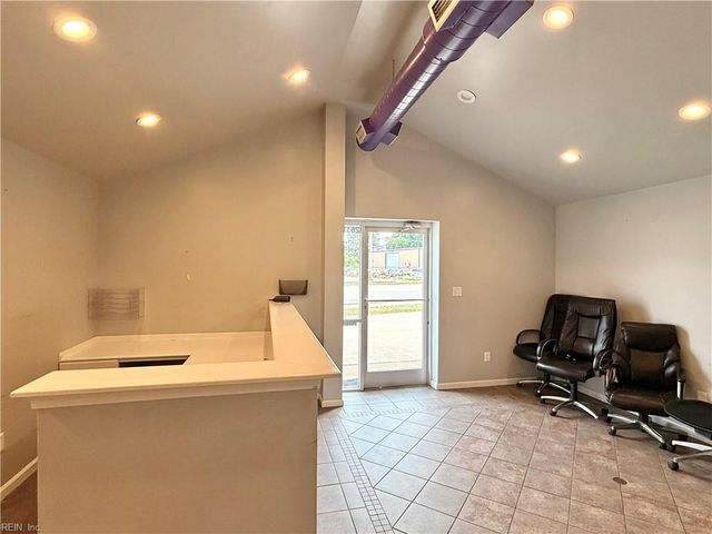 2618 Airline BLVD, Portsmouth, VA 23701
