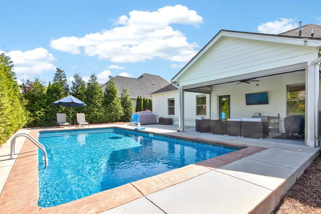 748 Fontwell Ln, Franklin, TN 37064
