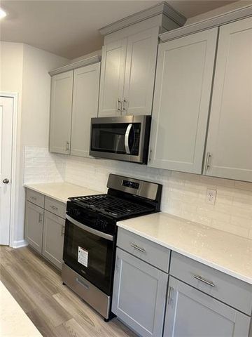 17 Beech Lane N, Dawsonville, GA 30534
