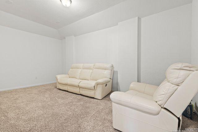 13222 blue flame, San Antonio, TX 78245