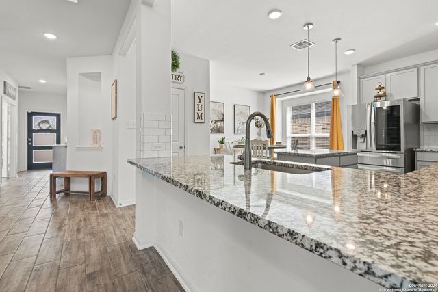 13222 blue flame, San Antonio, TX 78245