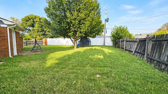 6619 CRESTED OAK CV, Memphis, TN 38141