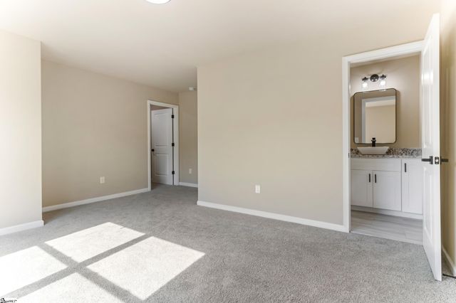 140 Lauden Drive, Moore, SC 29369