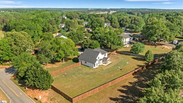 140 Lauden Drive, Moore, SC 29369