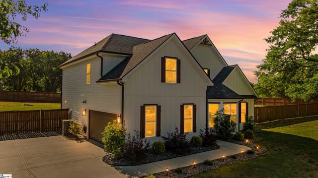 140 Lauden Drive, Moore, SC 29369