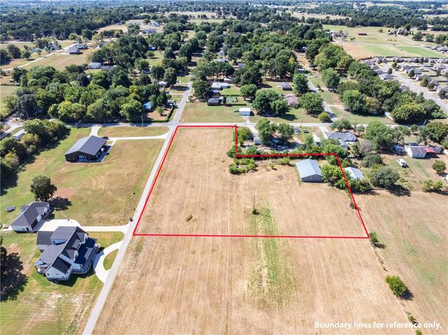 12762 Jim Devault Road, Farmington, AR 72730