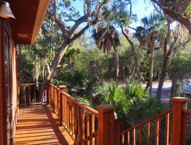 209 Jungle Road, Edisto Beach, SC 29438