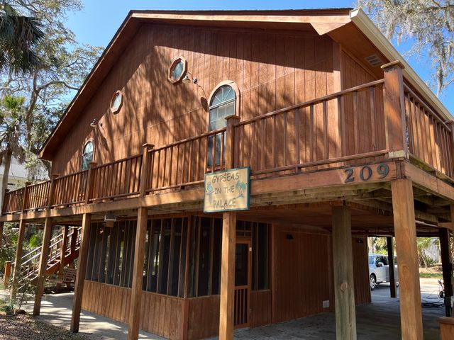 209 Jungle Road, Edisto Beach, SC 29438