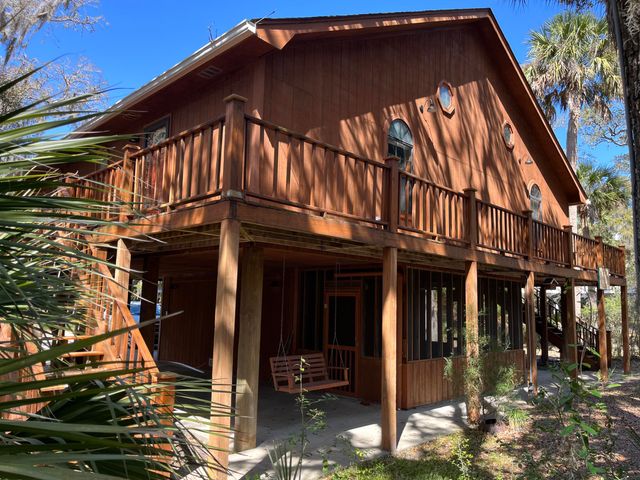 209 Jungle Road, Edisto Beach, SC 29438