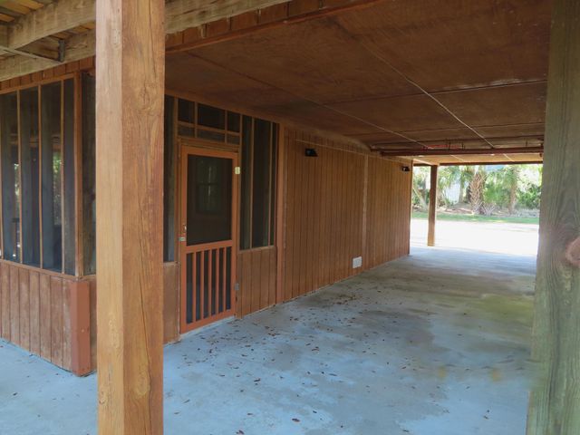 209 Jungle Road, Edisto Beach, SC 29438