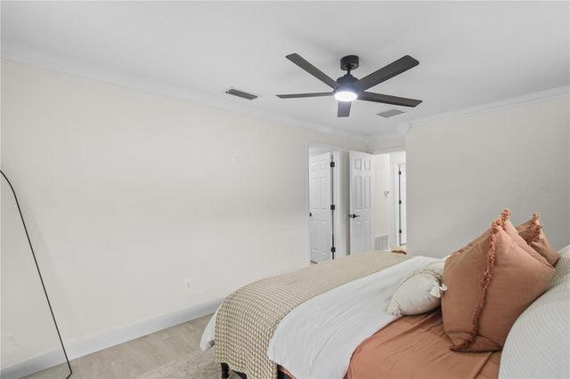 1946 SIERRA CIRCLE S, Largo, FL 33770